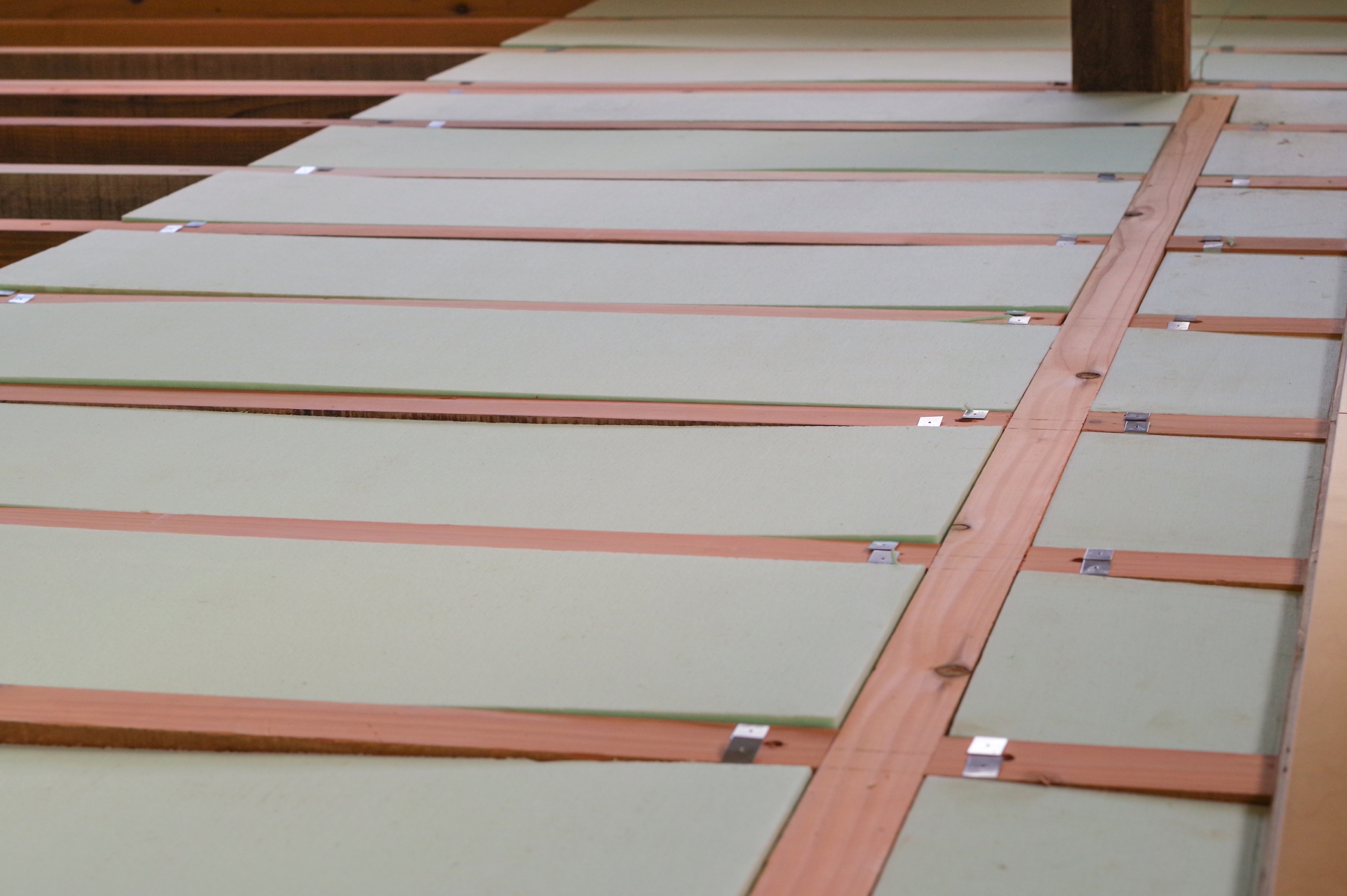 硬質ウレタン断熱パネルの写真